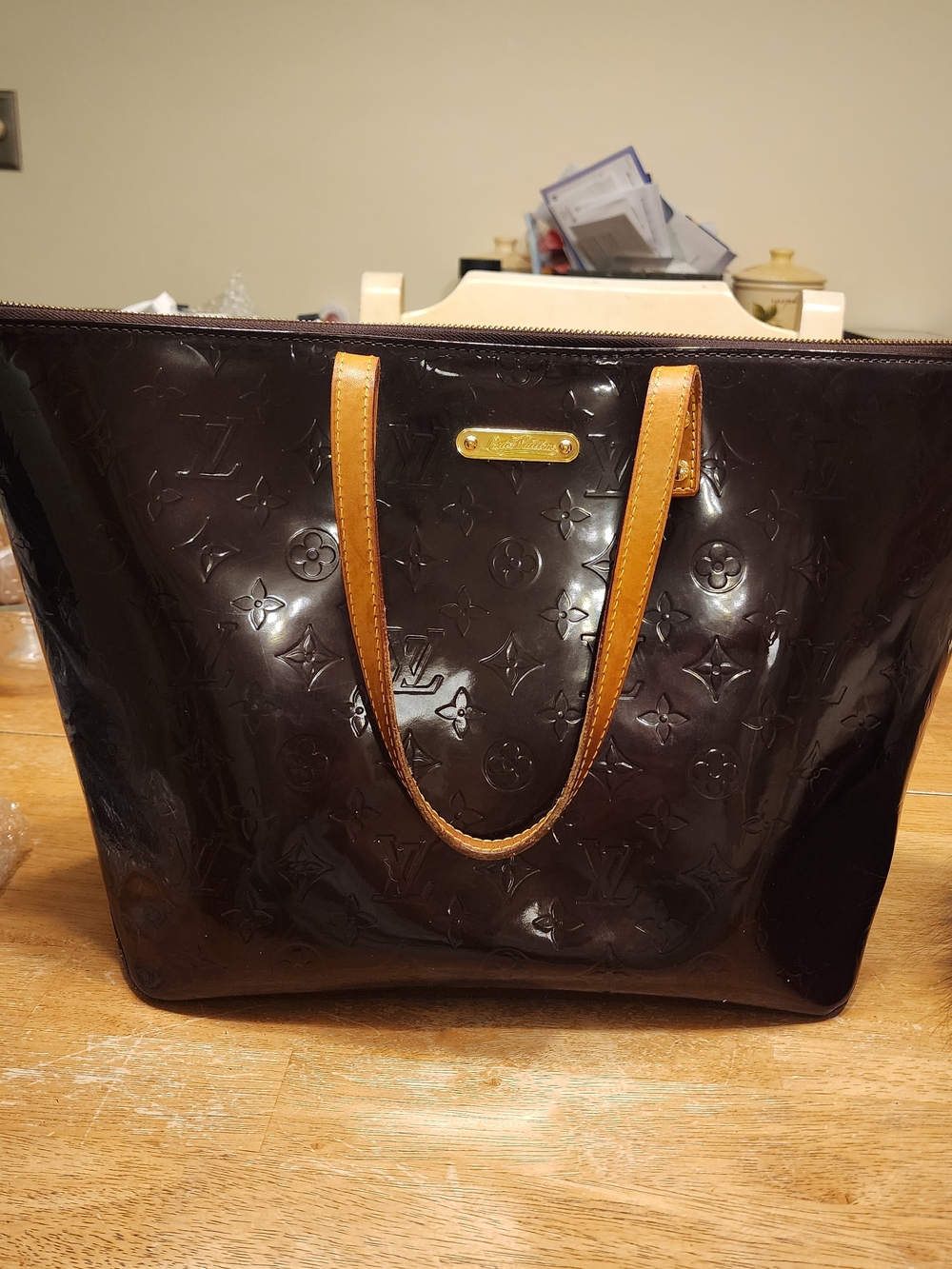 Louis Vuitton Vernis Bellevue GM in Amarante